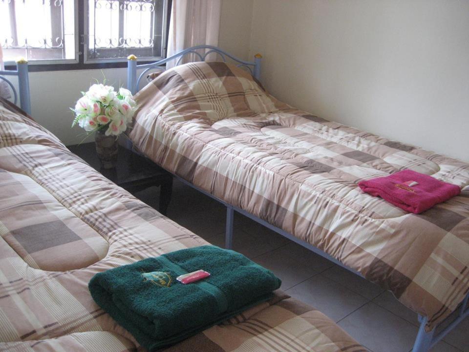 Srikrung Guesthouse 프라 나콘 시 아유타야 외부 사진