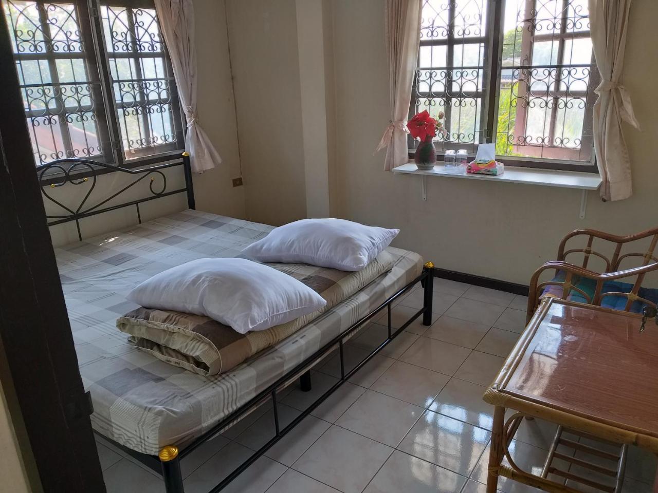 Srikrung Guesthouse 프라 나콘 시 아유타야 외부 사진