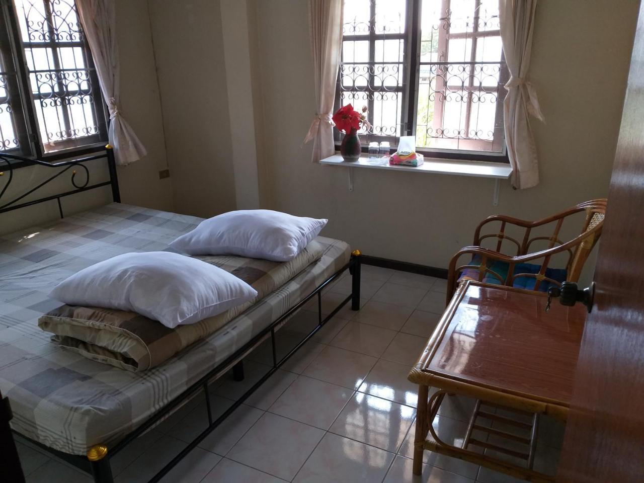 Srikrung Guesthouse 프라 나콘 시 아유타야 외부 사진